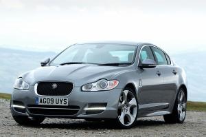 Jaguar XF D S 2011 года